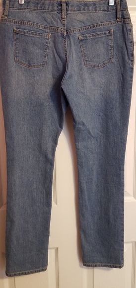 Medium Wash Jeans - Picture 2 of 4